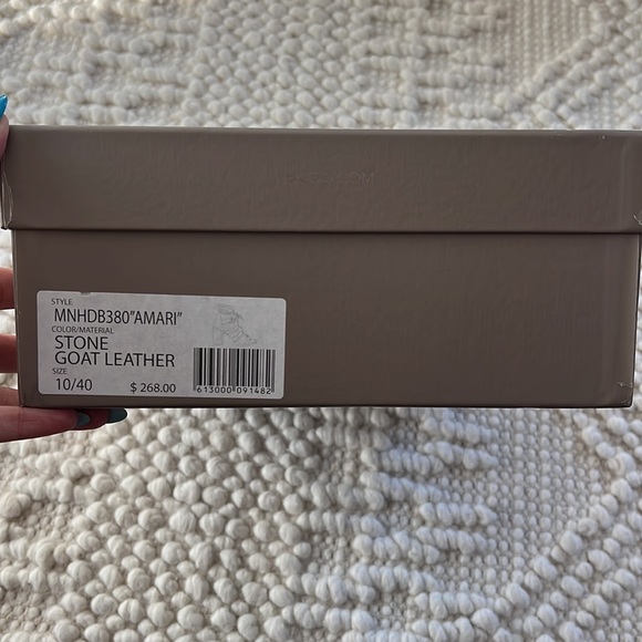 BCBG MaxAzria Amari Sandal - Picture 6 of 8